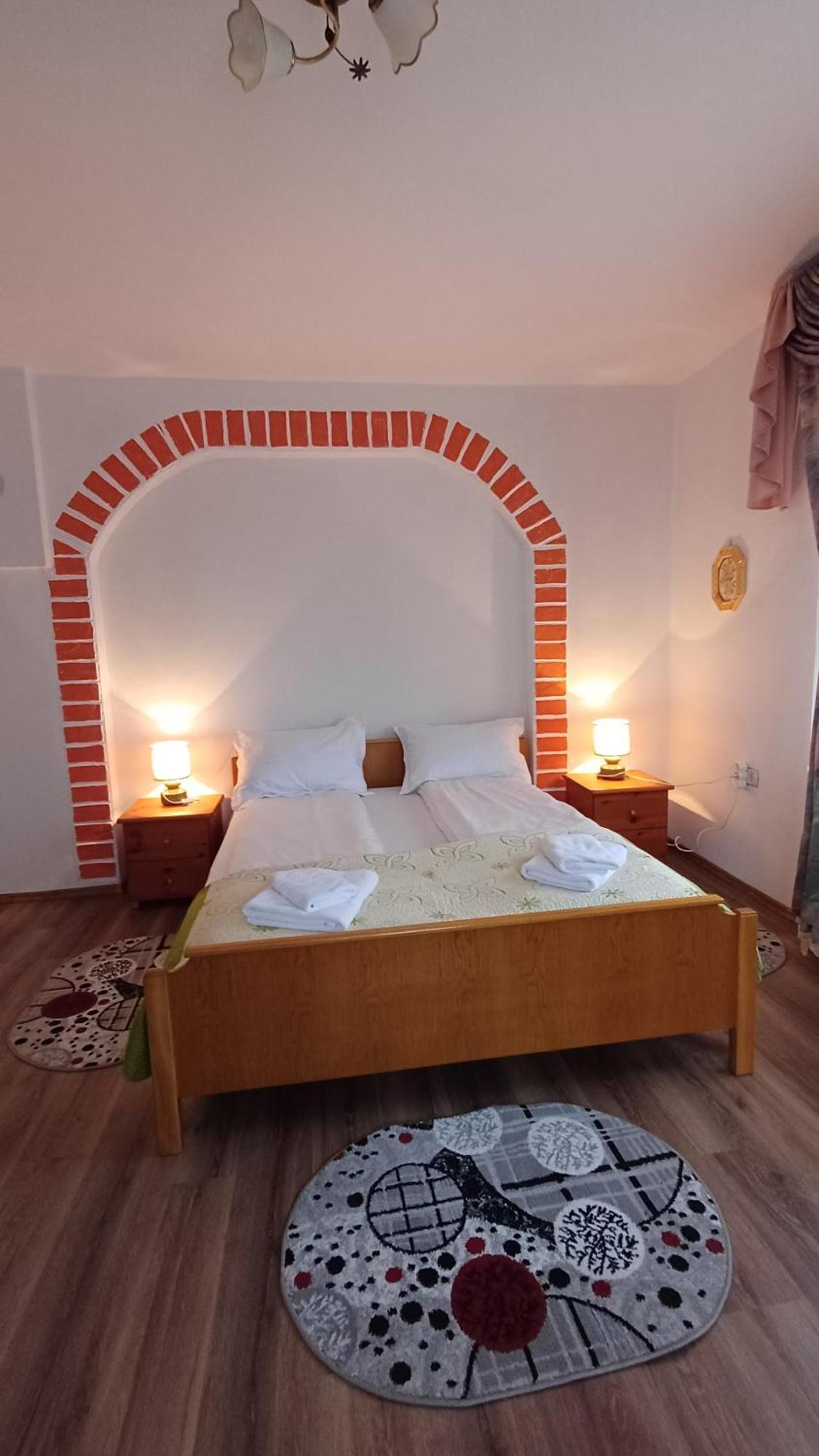 Casa Monica ξενώνας Dragus Εξωτερικό φωτογραφία